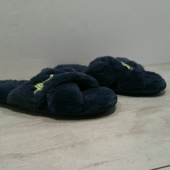 NFL Team Seattle Seahawks Fuzzy Cross Slide Slippers Size 11 - 12 | XL - Picture 8 of 13